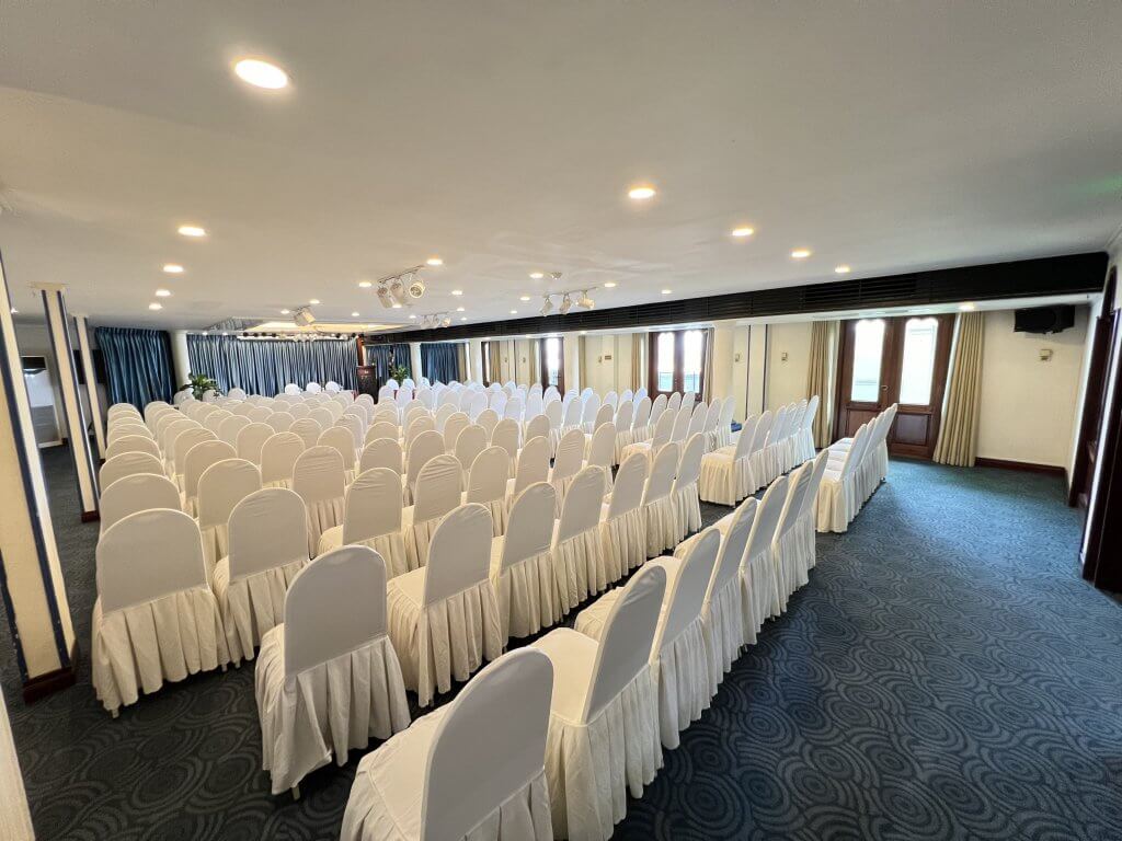 Riverside Hotel convention hall